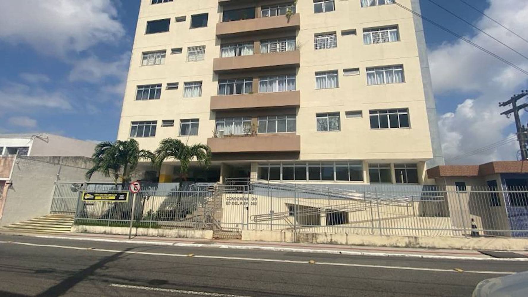 Foto 3 de 4: Apartamento em leilão em Aracaju - SE, bairro Centro — Apartamento no "Edifício Del Rey" - Centro - Aracaju/SE