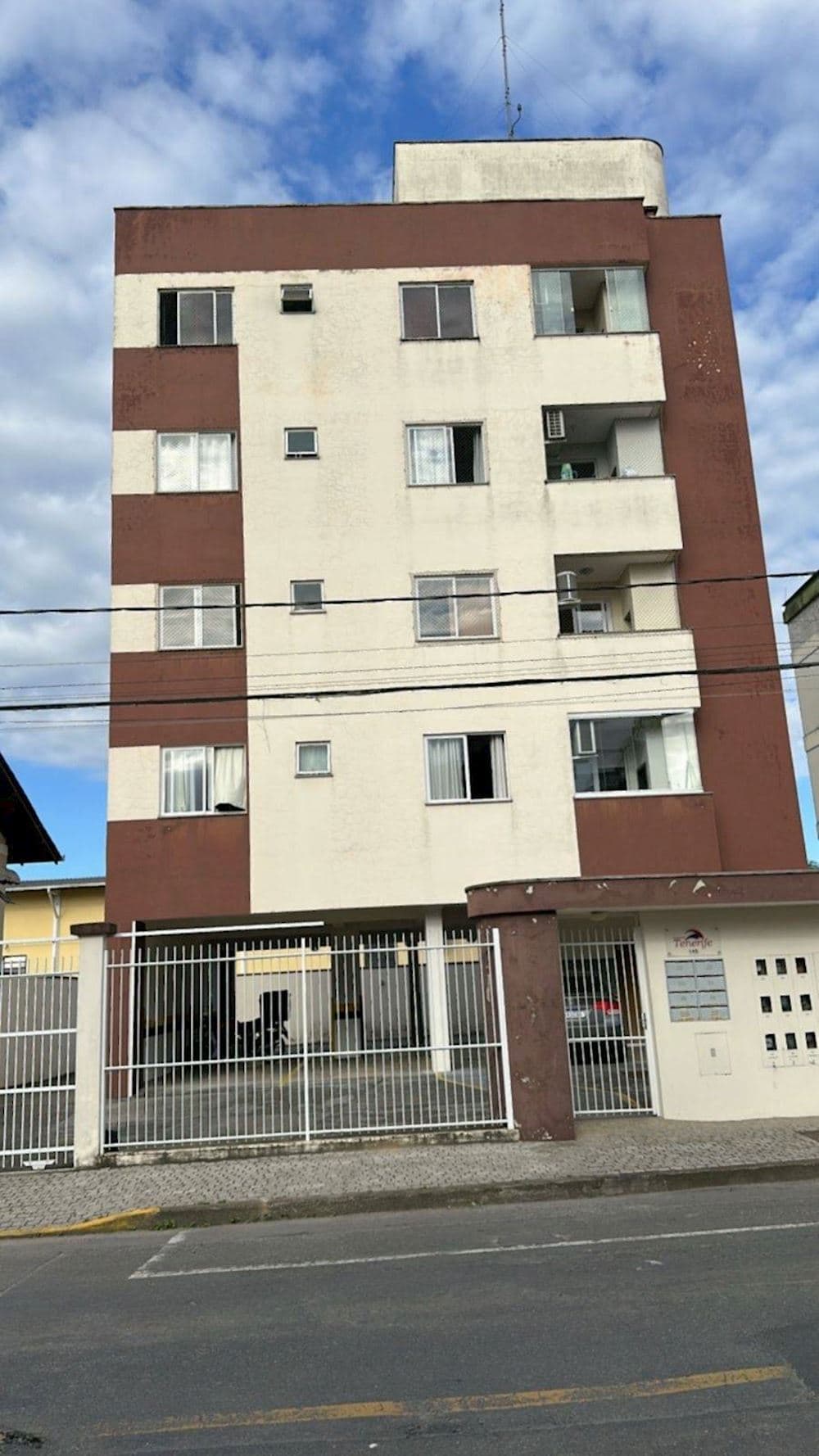 Foto 3 de 3: Apartamento em leilão em Joinville - SC, bairro Costa e Silva — Apartamento em Costa e Silva - Joinville/SC