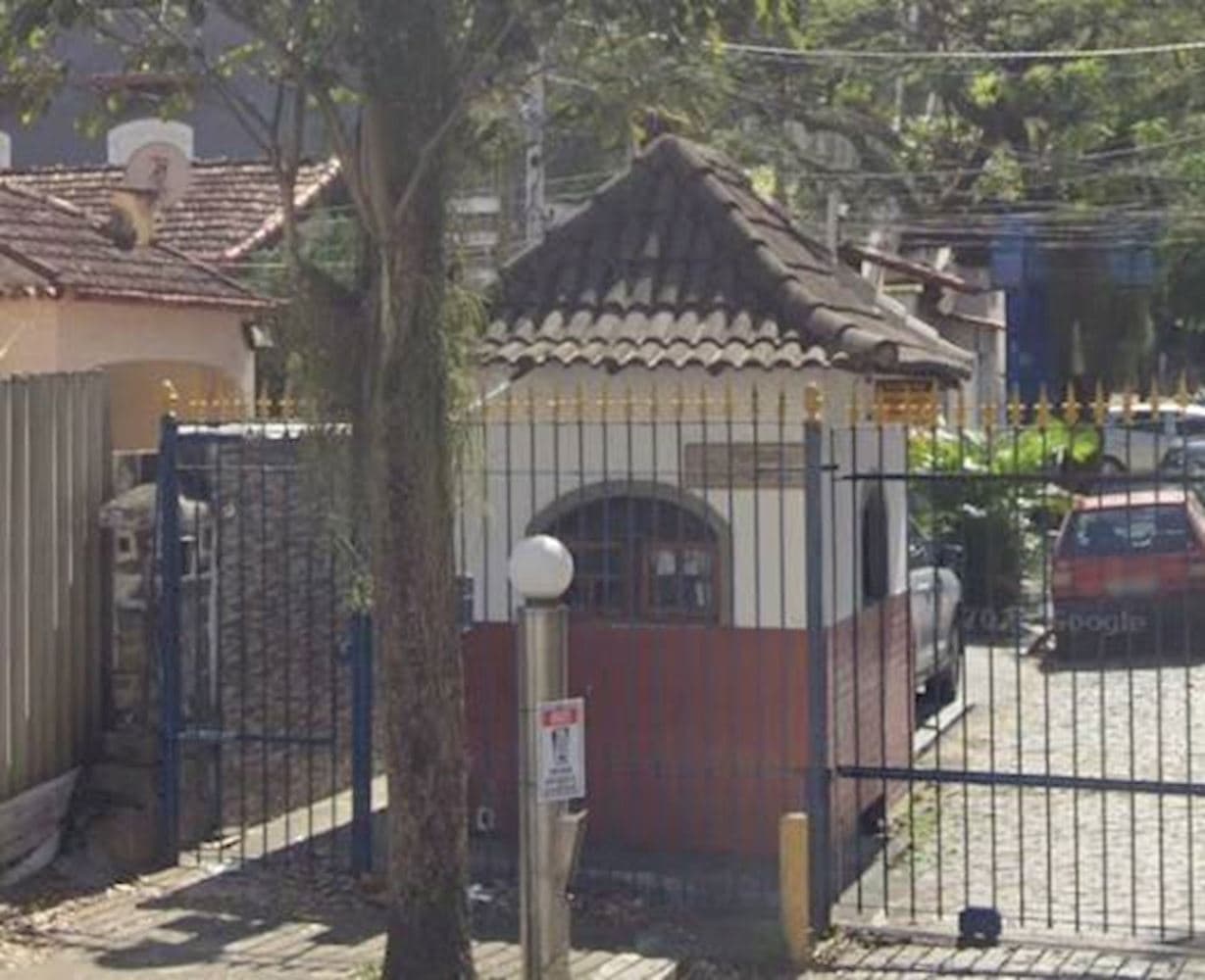 Foto 1 de 3: Casa em leilão em Rio De Janeiro - RJ, bairro Pechincha — Casa em Pechincha - Rio de Janeiro/RJ
