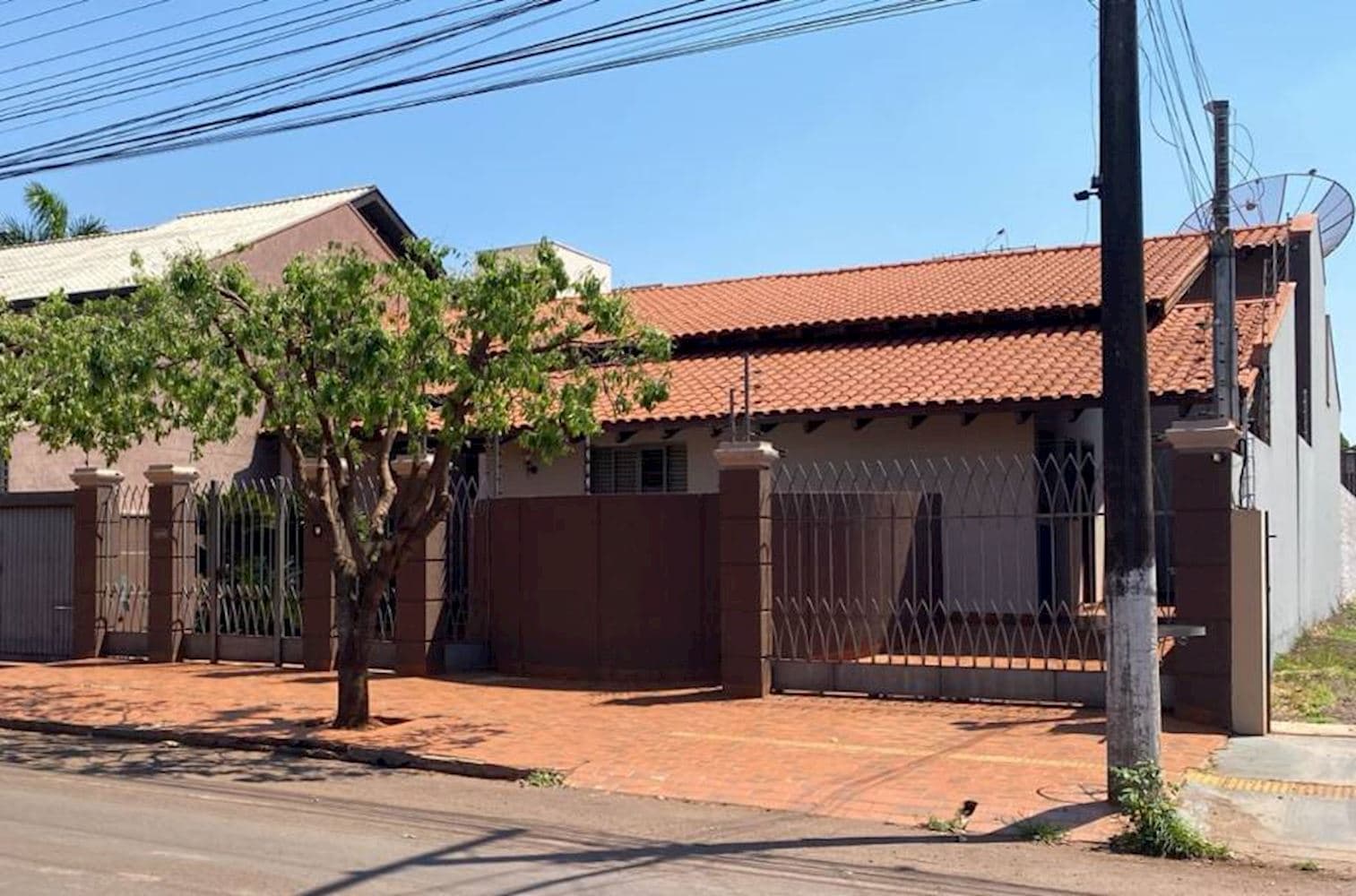 Foto 3 de 27: Casa em leilão em Dourados - MS, bairro Vila Planalto — Casa na Vila Planalto em Dourados/MS