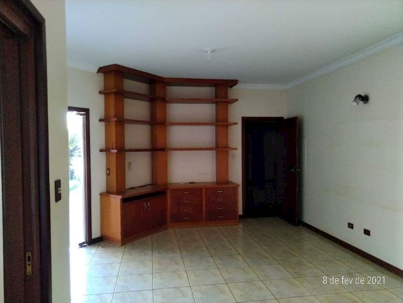 Foto 16 de 27: Casa em leilão em Dourados - MS, bairro Vila Planalto — Casa na Vila Planalto em Dourados/MS
