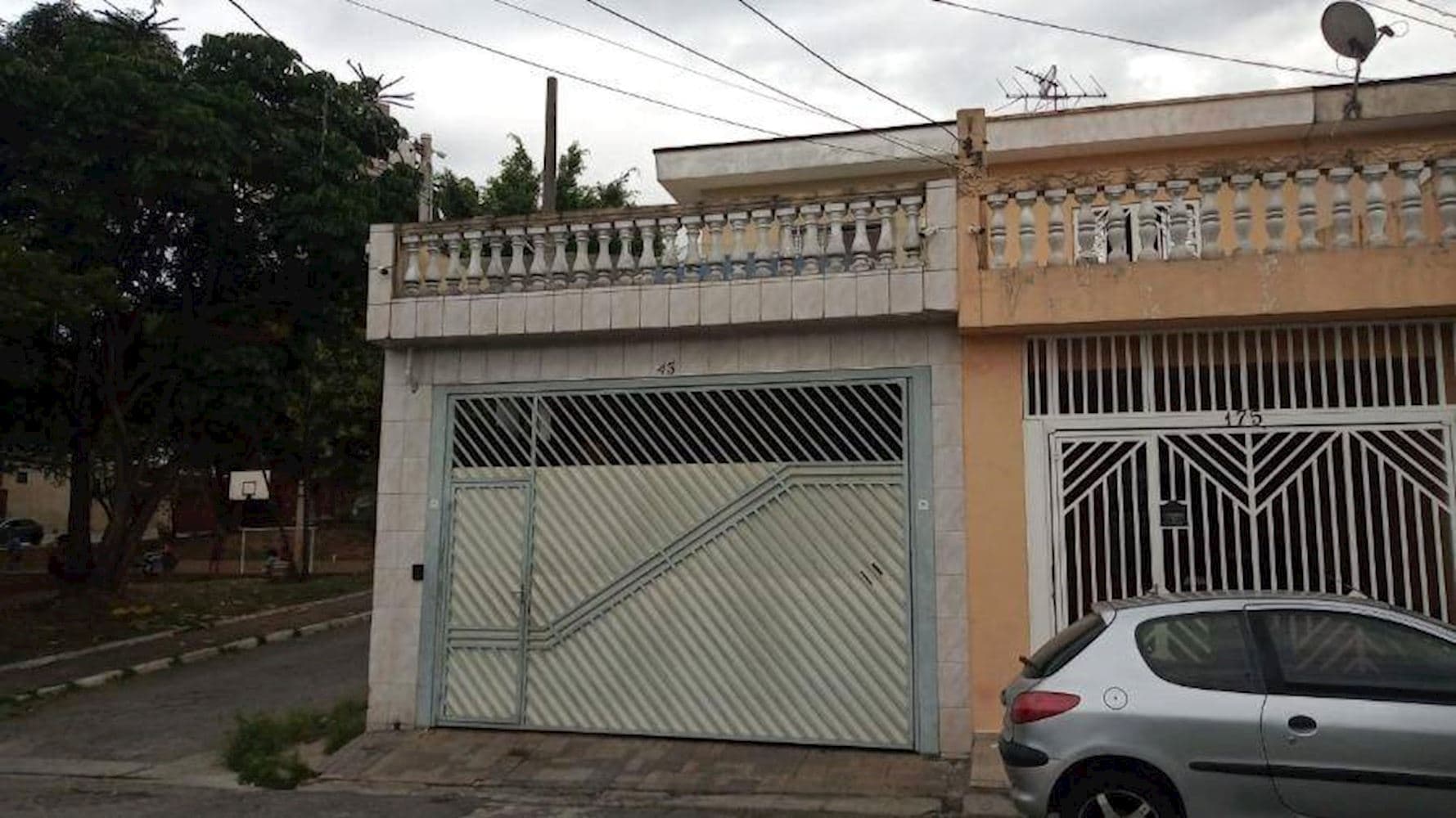 Foto 1 de 10: Casa em leilão em São Paulo - SP, bairro Vila Rica — Casa em Vila Rica - São Paulo/SP