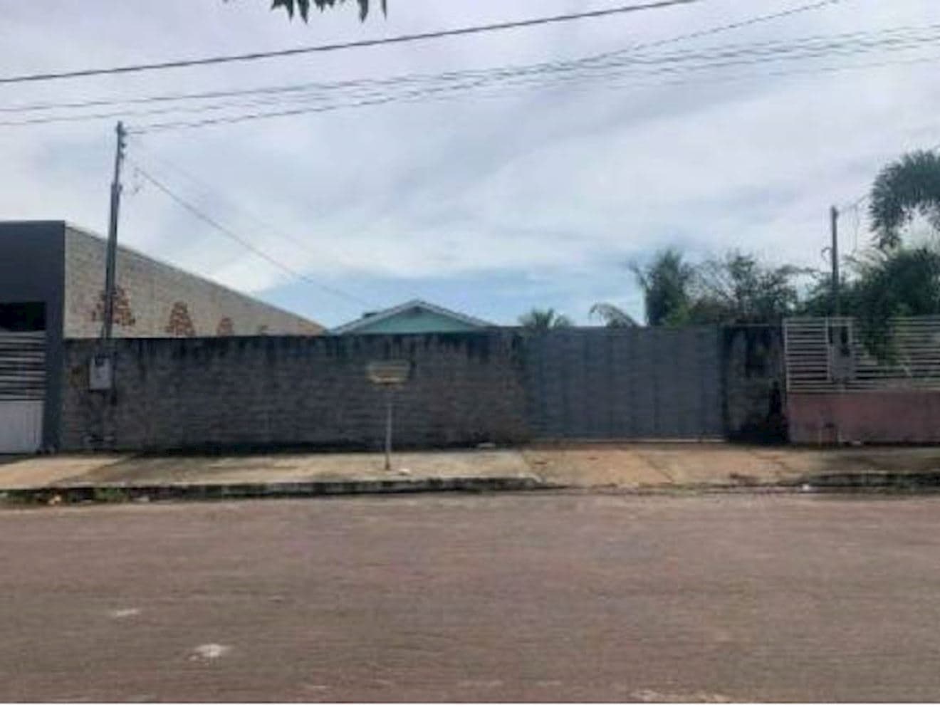 Foto 1 de 12: Casa em leilão em Querência - MT, bairro Setor Nova Querência — Casa no Setor Nova Querência - Querência/MT