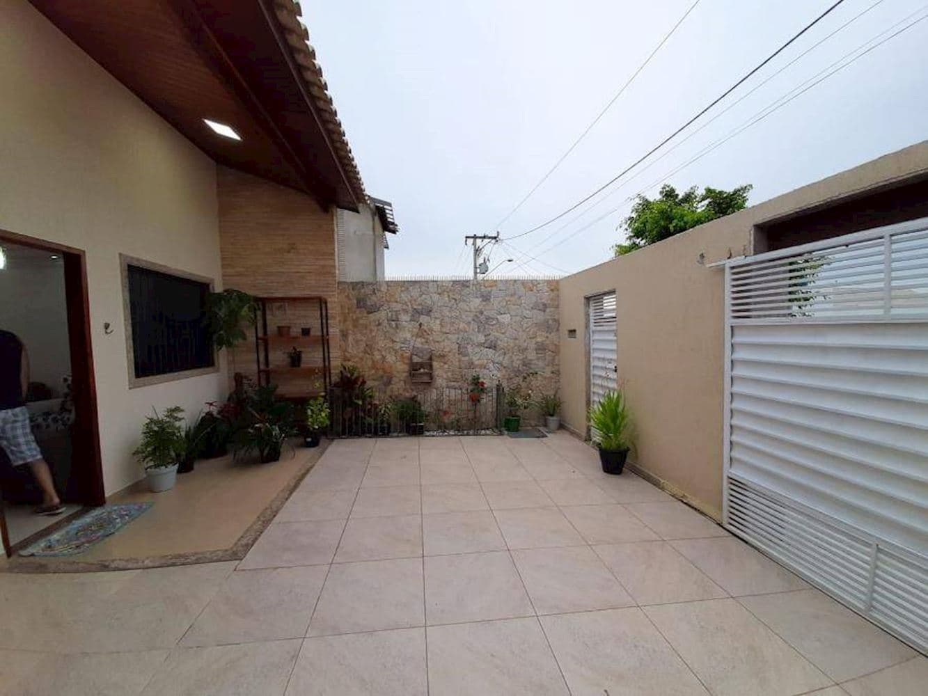 Foto 2 de 14: Casa em leilão em Campos Dos Goytacazes - RJ — Casa em Vivendas Do Coqueiro Iii - Campos dos Goytacazes/RJ