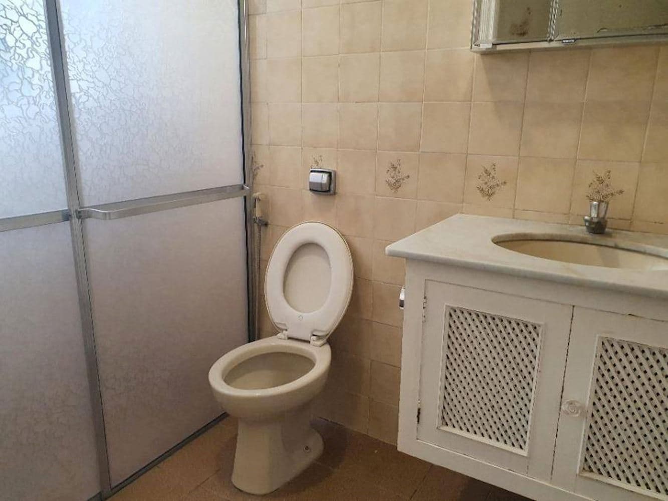 Foto 5 de 15: Casa em leilão em Marília - SP, bairro Jardim Pérola — Casa no Jardim Pérola em Marília/SP