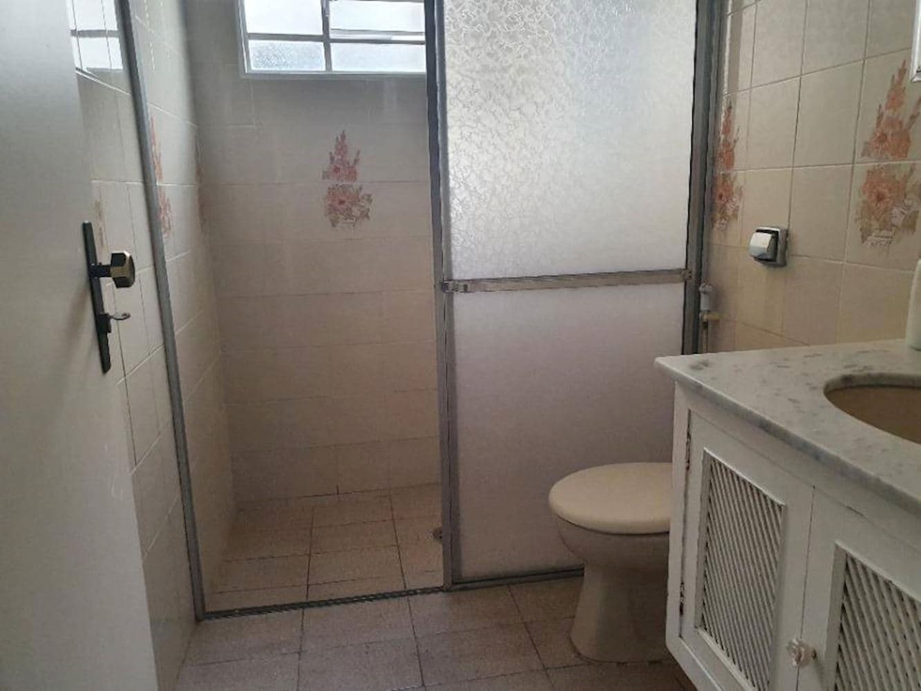 Foto 13 de 15: Casa em leilão em Marília - SP, bairro Jardim Pérola — Casa no Jardim Pérola em Marília/SP
