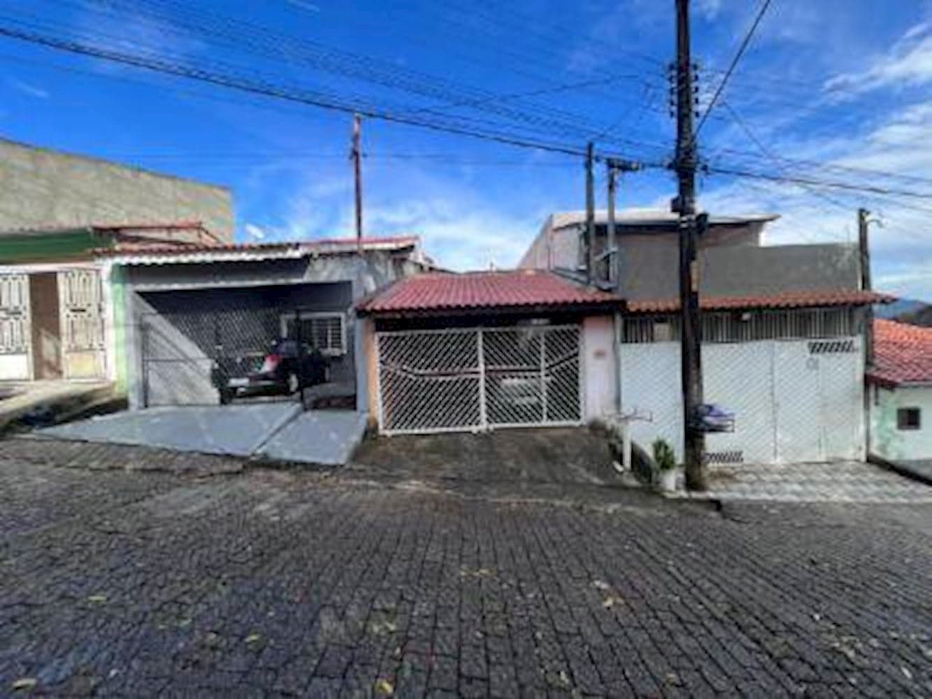 Foto 1 de 3: Casa em leilão em Piracaia - SP, bairro Cachoeira Abaixo — Casa no Loteamento Residencial Parque San Marino - Piracaia/SP