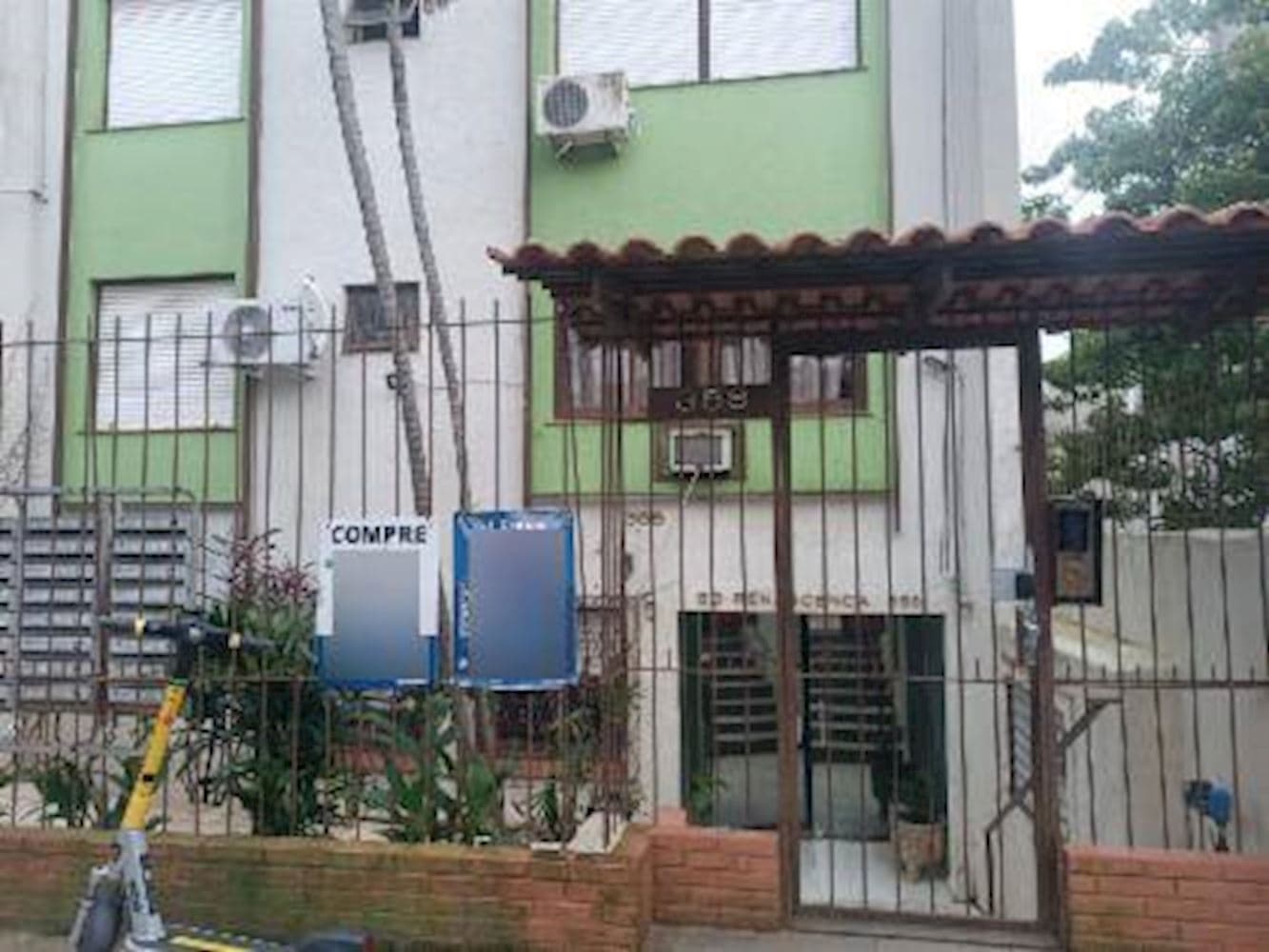 Foto 3 de 5: Apartamento em leilão em Porto Alegre - RS, bairro Menino Deus — Apartamento no " Edifício Renascença" -  Menino Deus - Porto Alegre/RS