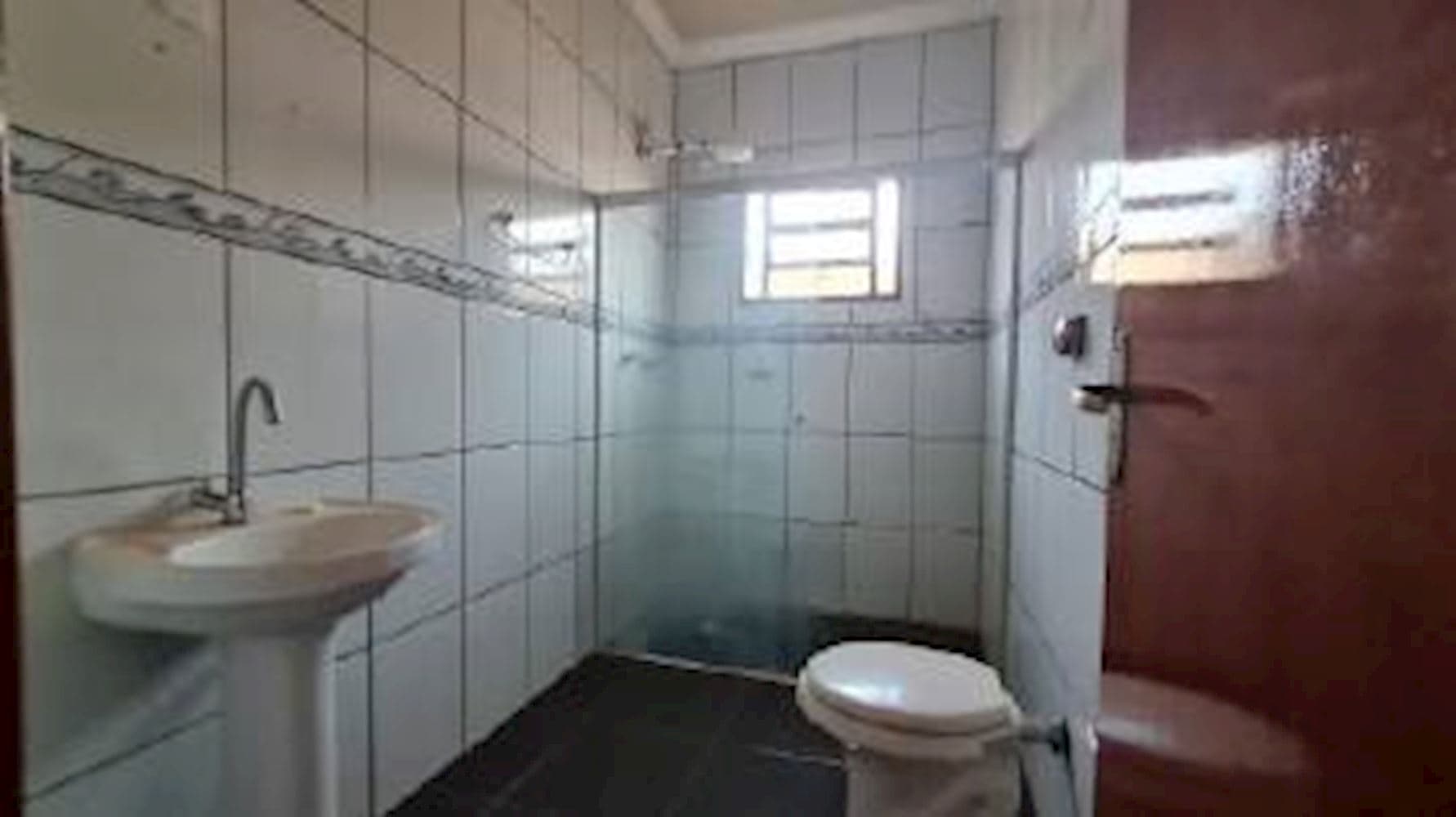 Foto 8 de 14: Casa em leilão em Colina - SP, bairro Jardim São João — Casa no Jardim São João em Colina/SP