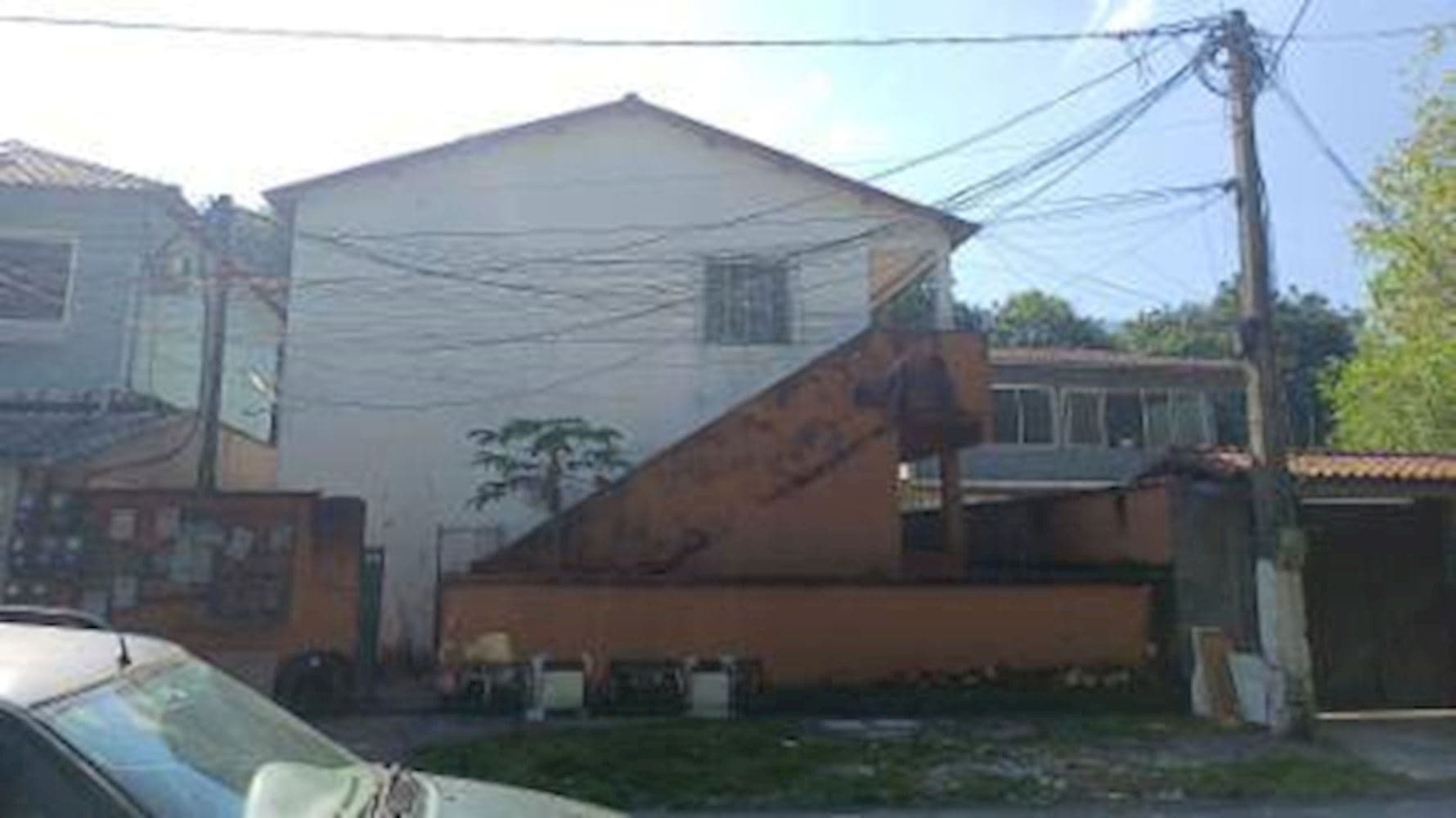 Foto 1 de 4: Casa em leilão em Guapimirim - RJ, bairro Centro — Casa de Condomínio no Centro de Guapimirim/RJ