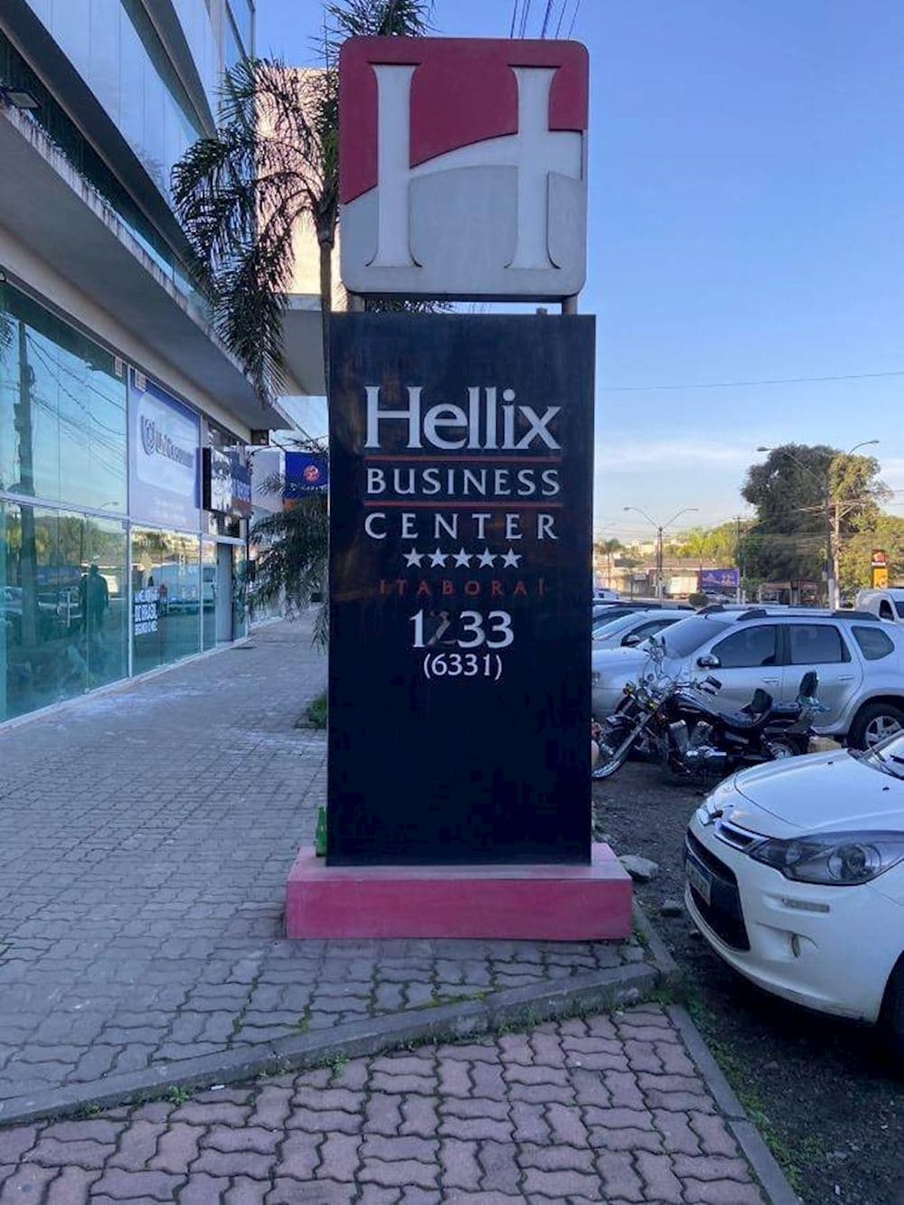Foto 3 de 9: Comercial em leilão em Itaboraí - RJ, bairro Jardim Imperial — Sala Comercial no Jardim Imperial em Itaboraí/RJ