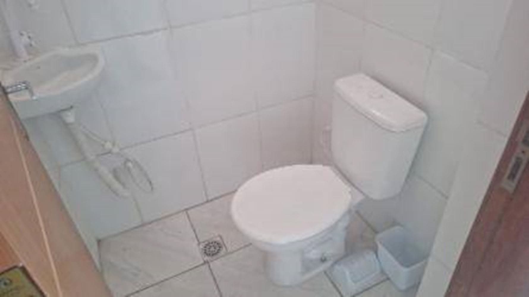 Foto 9 de 12: Comercial em leilão em São Gonçalo - RJ, bairro Alcantara — Sala Comercial em Alcantara - São Gonçalo/RJ