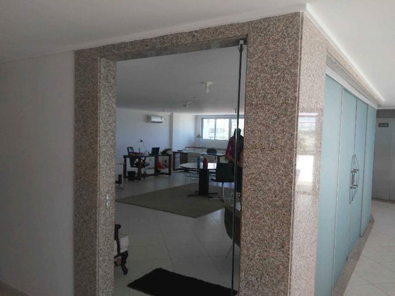 Foto 11 de 16: Comercial em leilão em João Pessoa - PB, bairro Manaíra — Loja Comercial em Manaíra - João Pessoa/PB
