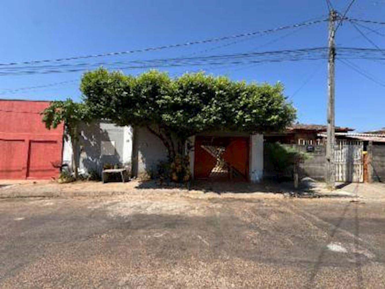 Foto 2 de 4: Casa em leilão em Gurupi - TO, bairro Jardim da Luz — Casa no Jardim da Luz em Gurupi/TO