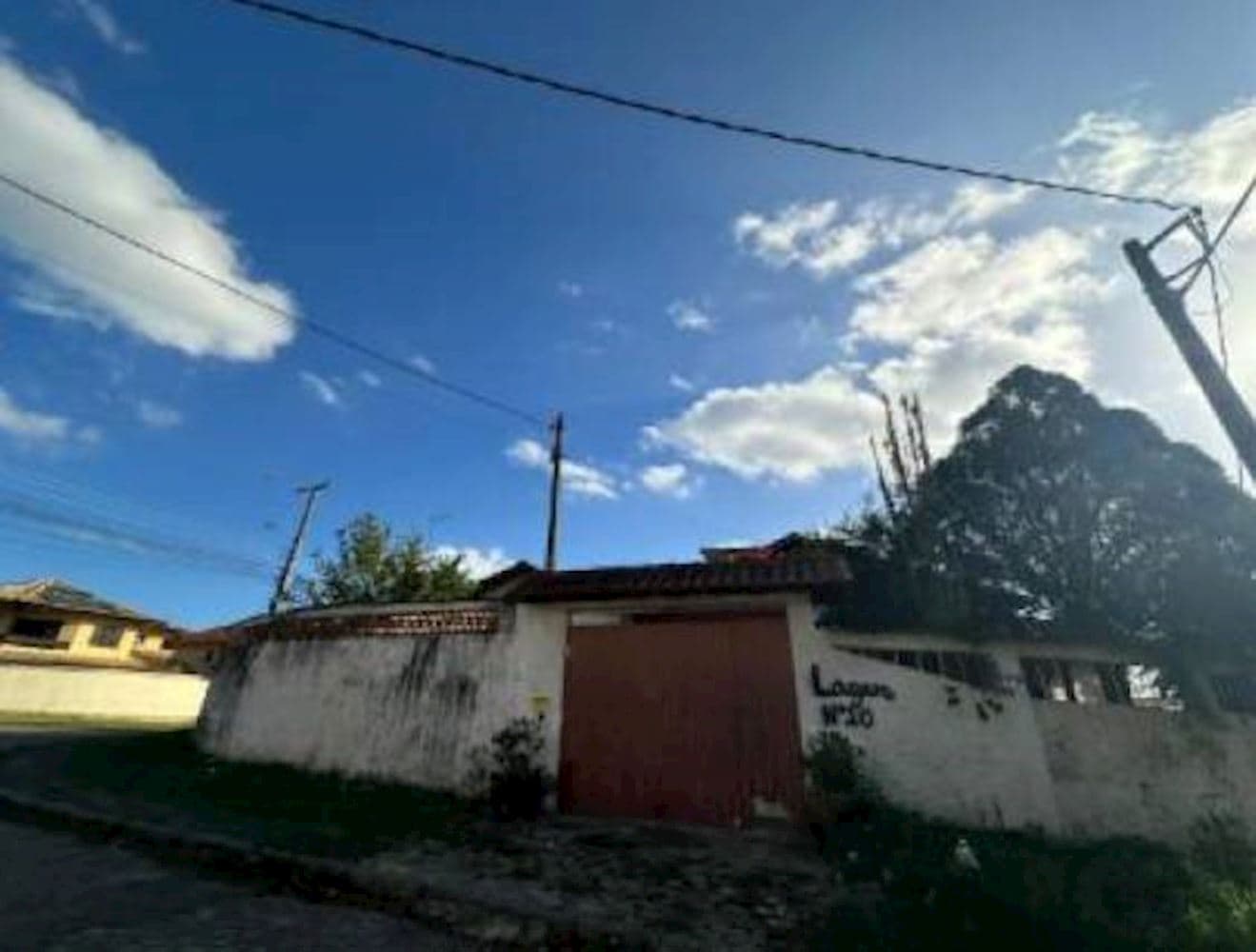 Foto 1 de 19: Casa em leilão em Rio De Janeiro - RJ, bairro Guaratiba — Casa em Guaratiba - Rio de Janeiro/RJ