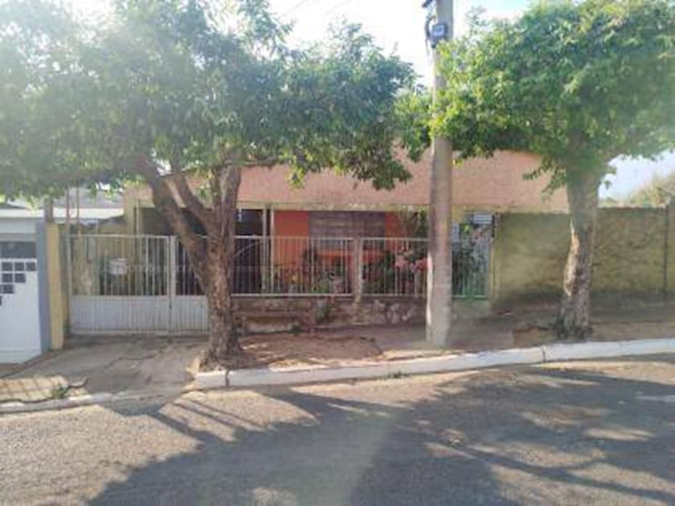 Foto 2 de 13: Casa em leilão em Pacaembu - SP, bairro Vila Esplanada — Casa na Vila Esplanada em Pacaembu/SP