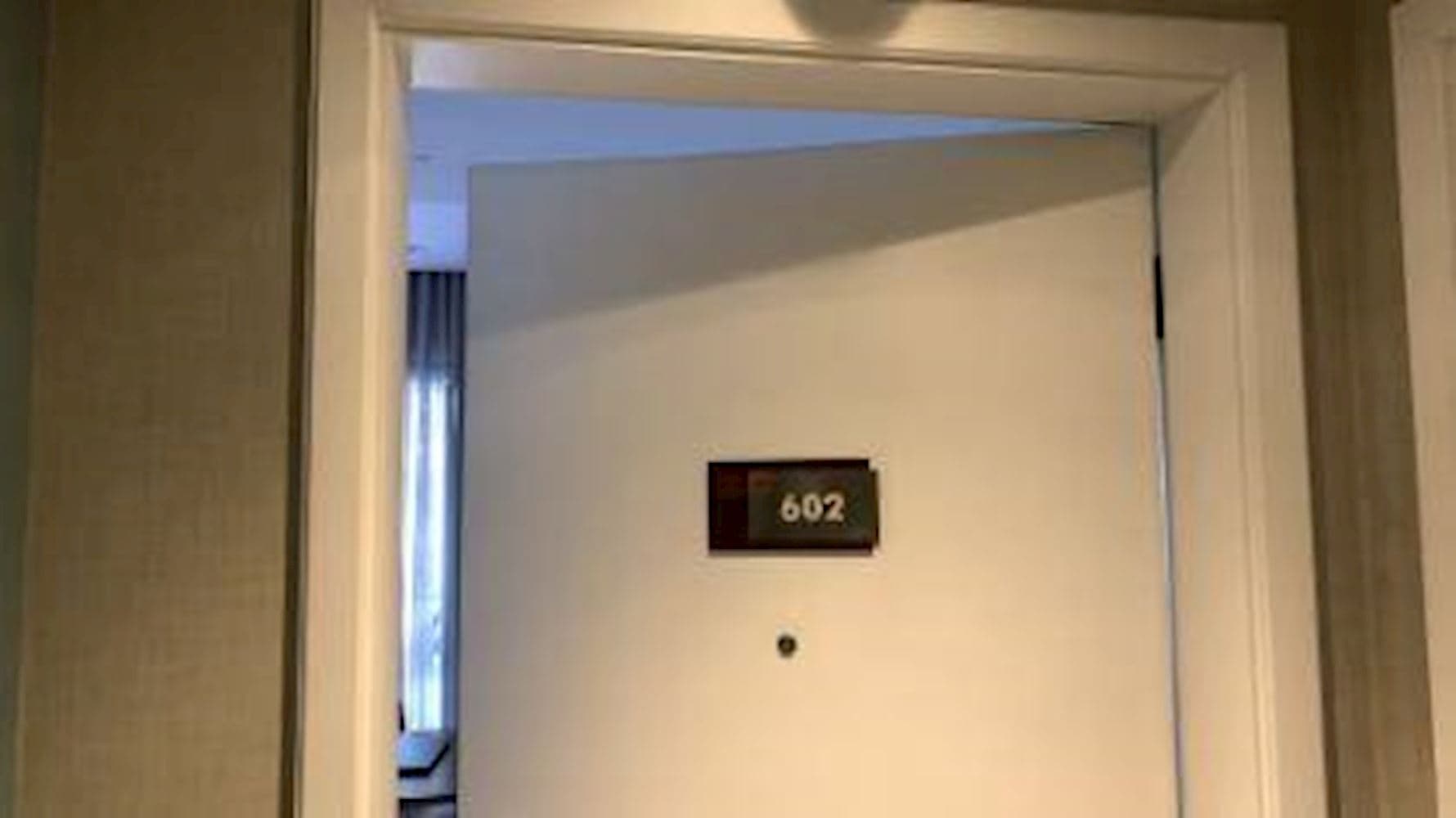 Foto 2 de 21: Apartamento em leilão em São Paulo - SP, bairro Jardim Europa — Apartamento no Jardim Europa em São Paulo/SP