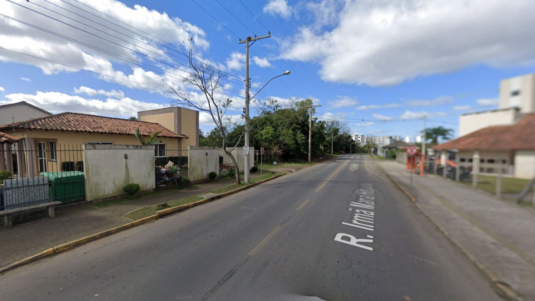 Foto 3 de 5: Casa em leilão em Canoas - RS, bairro Olaria — Casa no "Residencial Villa Florença" - Olaria - Canoas/RS