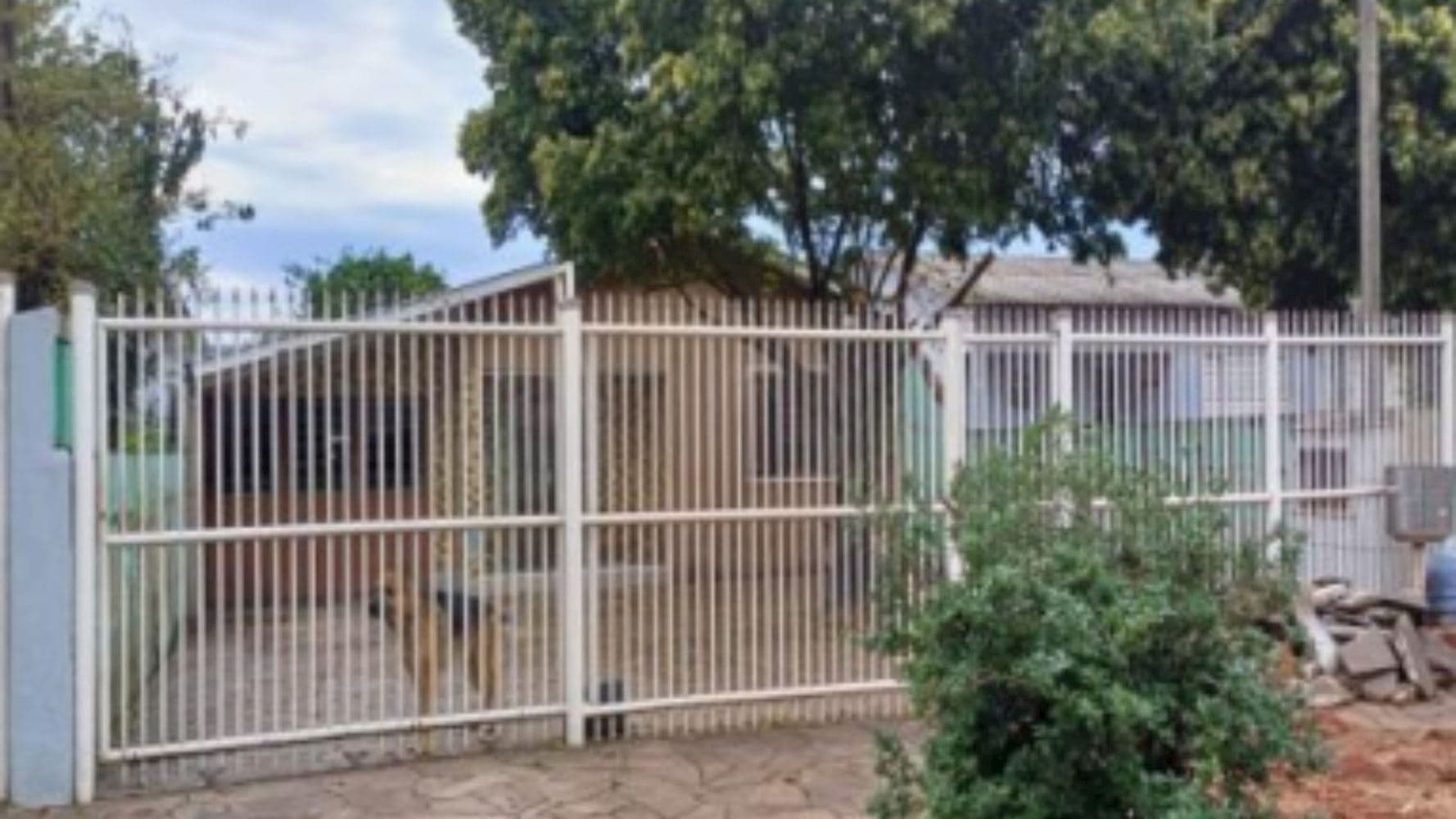 Foto 2 de 5: Casa em leilão em Alvorada - RS, bairro Parque São Caetano — Casa no Parque São Caetano em Alvorada/RS