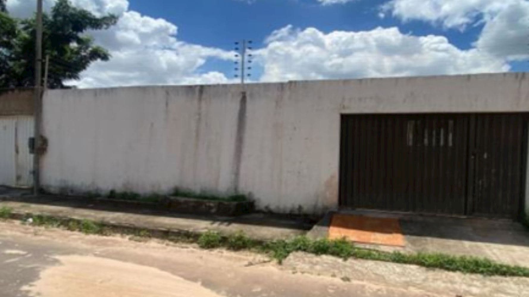 Foto 2 de 5: Casa em leilão em Paço Do Lumiar - MA, bairro Mercês — Casa no Bairro Mercês em Paço do Lumiar/MA