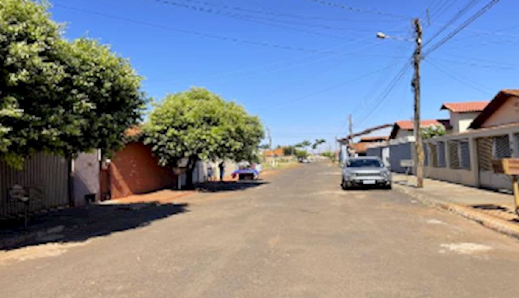 Foto 3 de 22: Casa em leilão em Quirinópolis - GO, bairro Pecuária — Casa no Bairro Pecuária em Quirinópolis/GO
