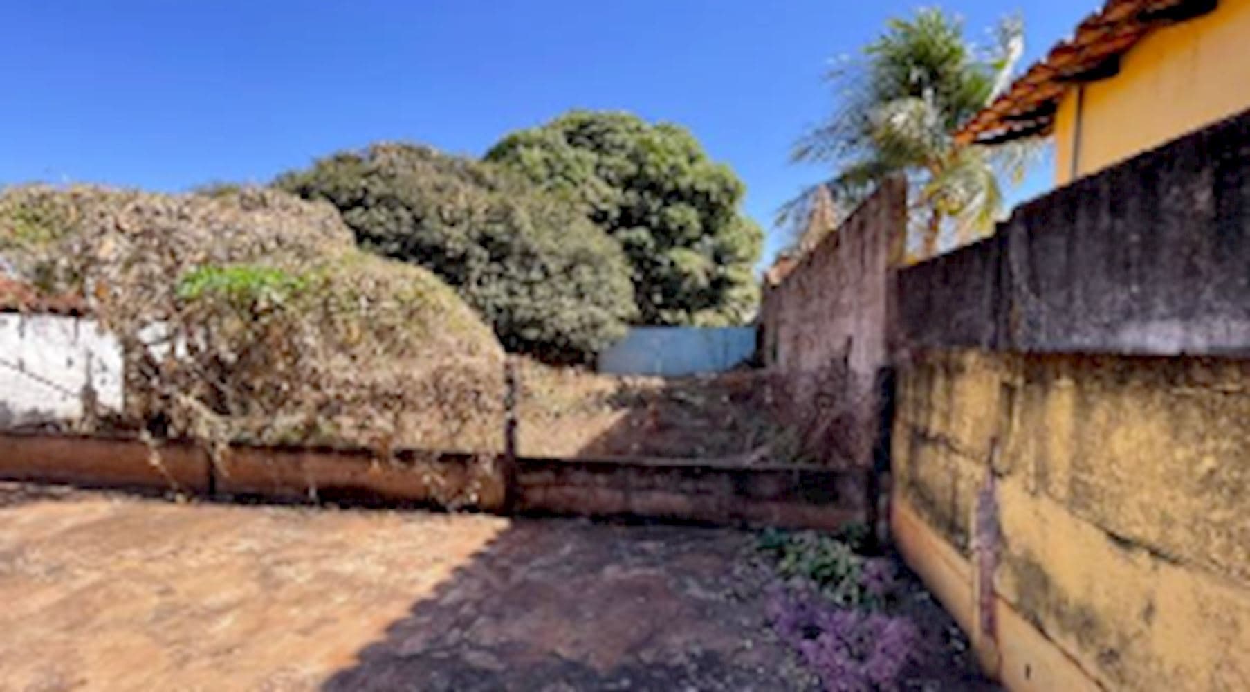 Foto 20 de 22: Casa em leilão em Quirinópolis - GO, bairro Pecuária — Casa no Bairro Pecuária em Quirinópolis/GO