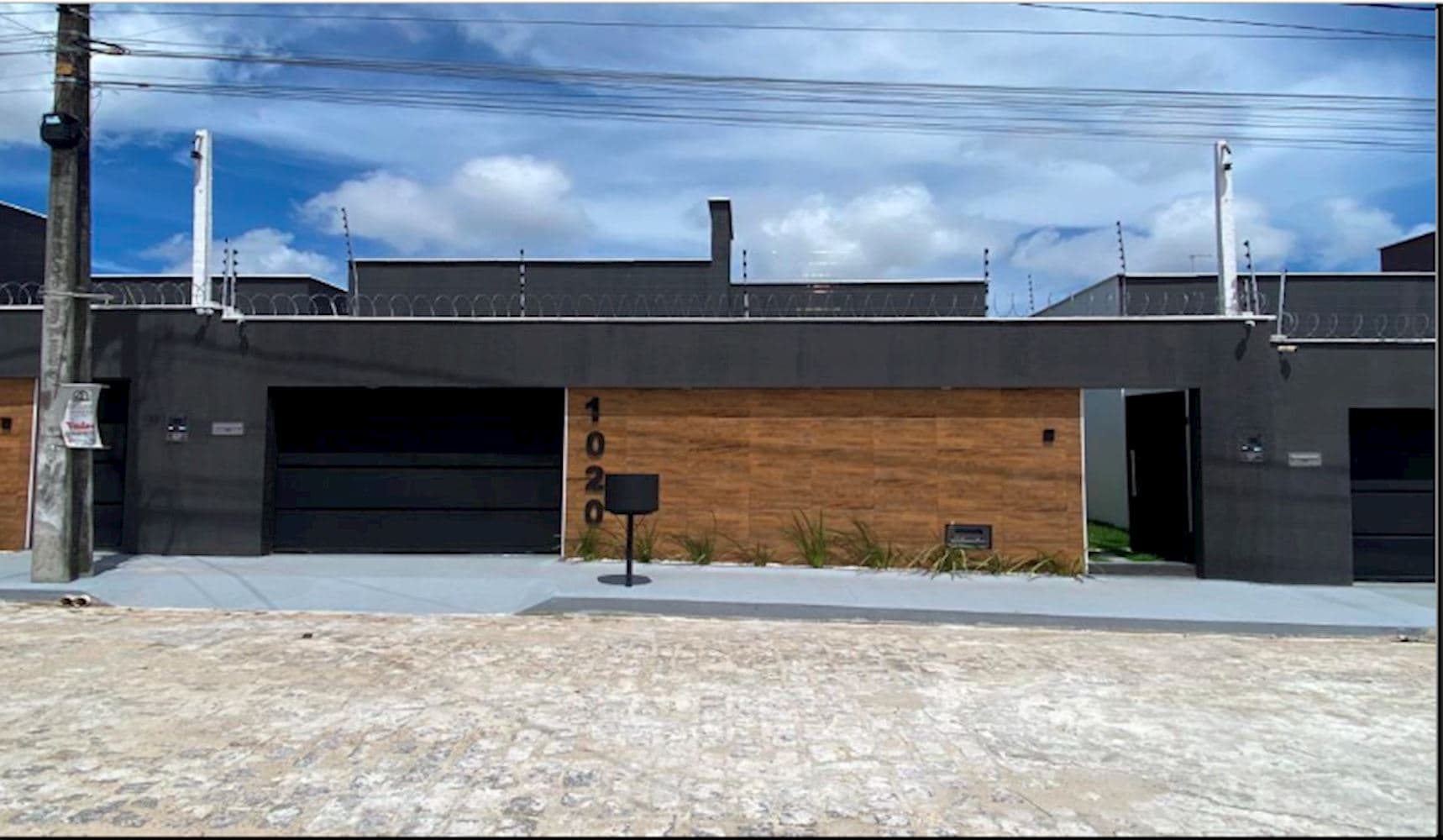 Foto 1 de 14: Casa em leilão em Extremoz - RN, bairro Moinho — Casa em Moinho - Extremoz/RN