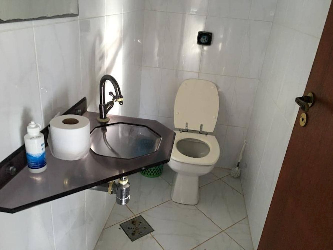 Foto 4 de 8: Casa em leilão em Águas De São Pedro - SP, bairro Centro — Casa no Centro em Águas De São Pedro/SP