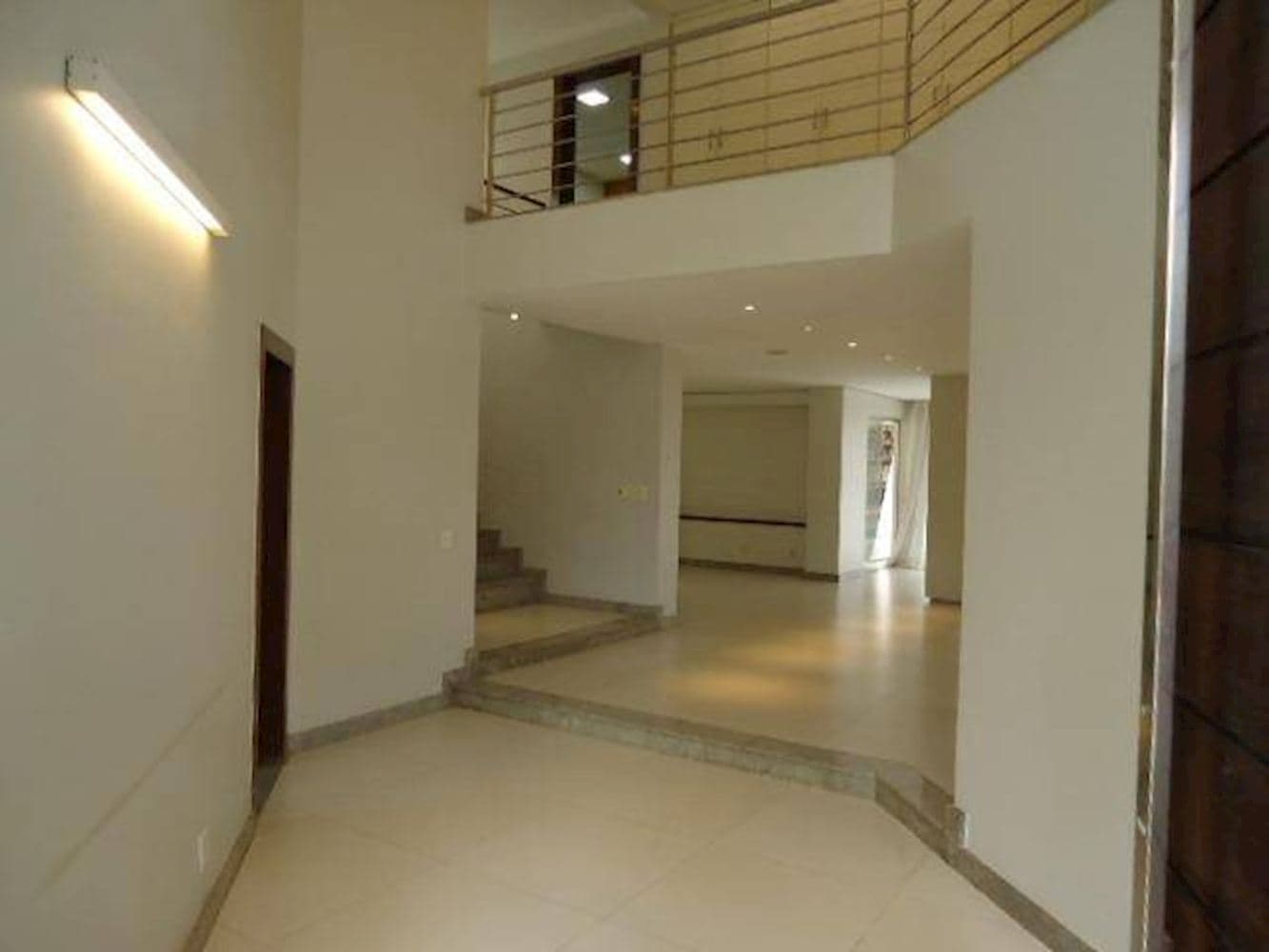 Foto 4 de 23: Casa em leilão em Aparecida De Goiânia - GO, bairro Jardins Viena — Casa nos Jardins Viena - Aparecida de Goiânia/GO