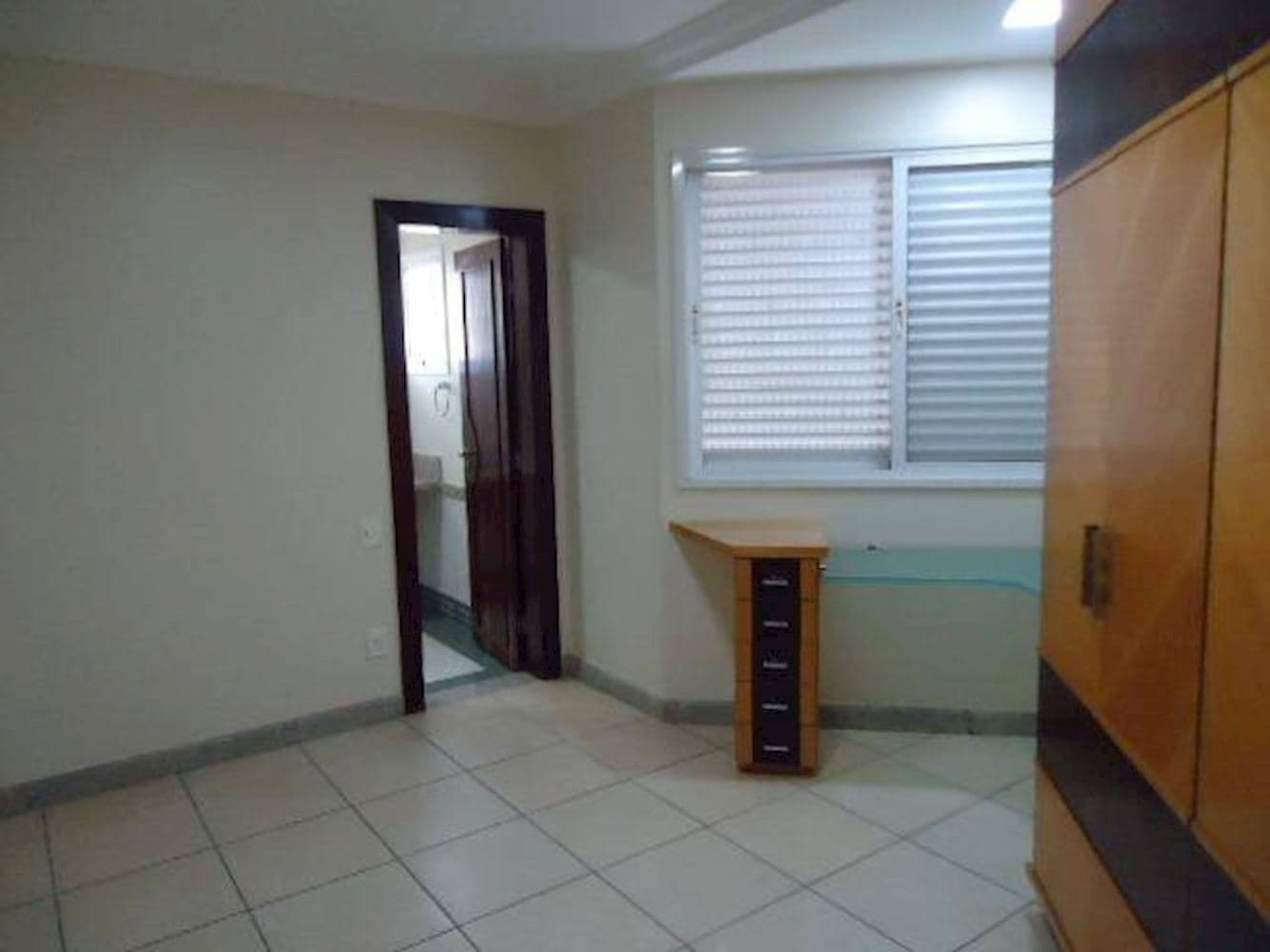 Foto 15 de 23: Casa em leilão em Aparecida De Goiânia - GO, bairro Jardins Viena — Casa nos Jardins Viena - Aparecida de Goiânia/GO