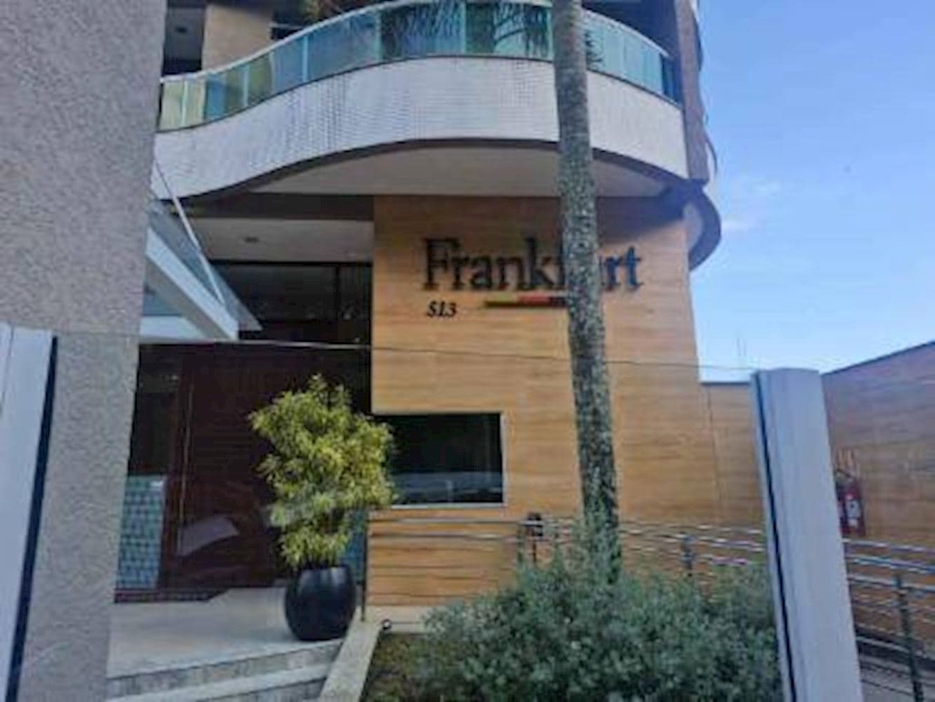 Foto 2 de 3: Apartamento em leilão em Joinville - SC, bairro Atiradores — Apartamento no "Residencial Frankfurt" - Atiradores - Joinville/SC