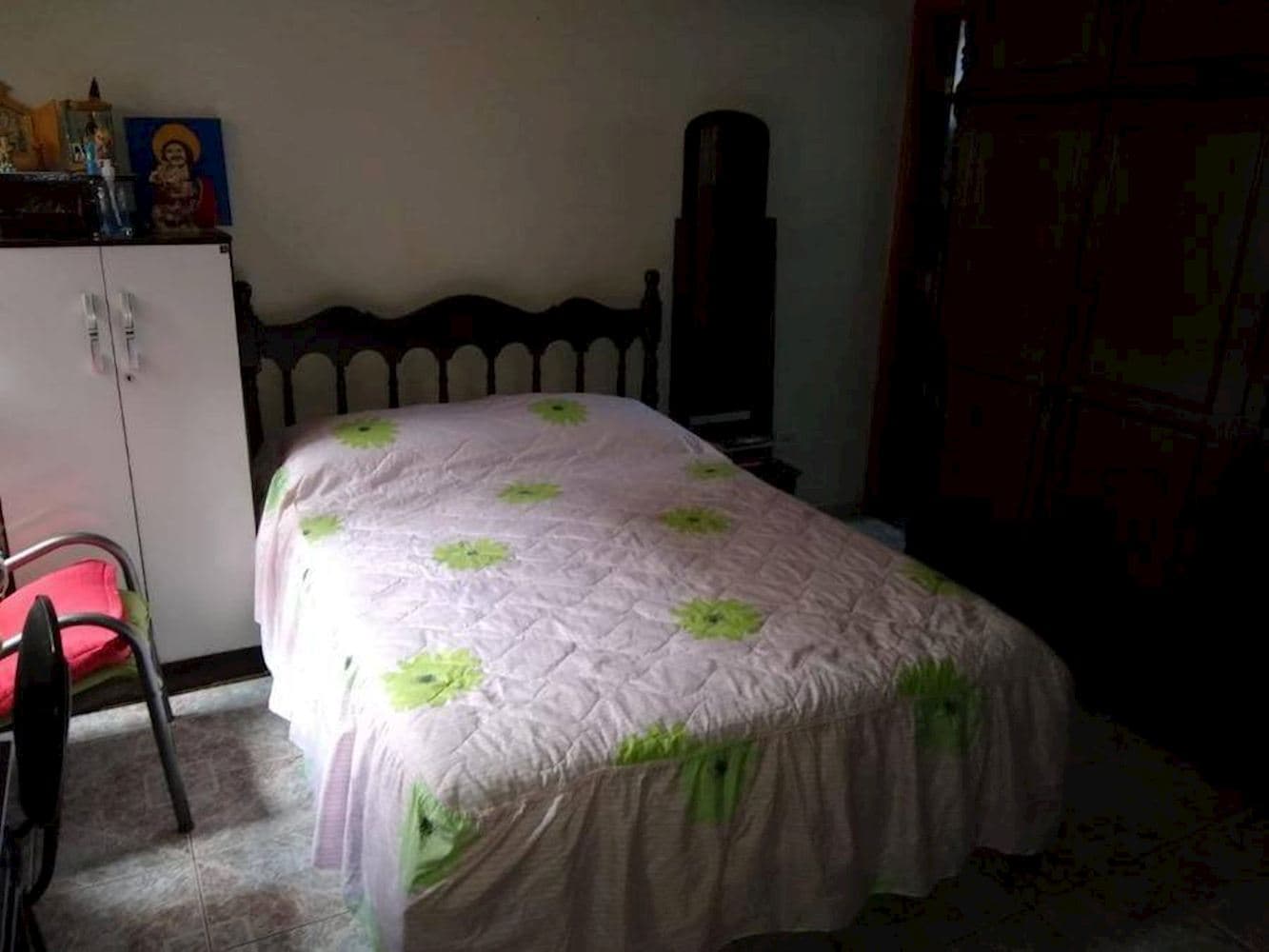 Foto 9 de 14: Casa em leilão em Taubaté - SP, bairro Alto São Pedro — Casa no Alto São Pedro - Taubaté/SP
