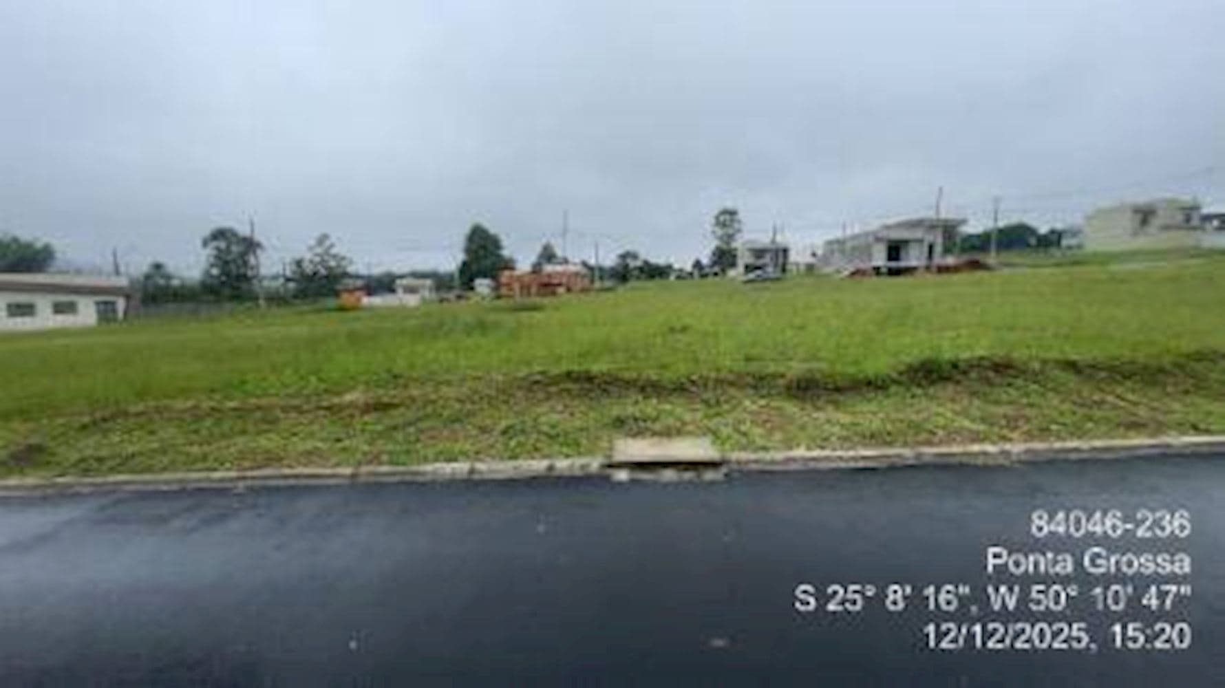 Foto 9 de 13: Terreno em leilão em Ponta Grossa - PR, bairro Colônia Dona Luíza — Lote de Condomínio em Colônia Dona Luíza - Ponta Grossa/PR
