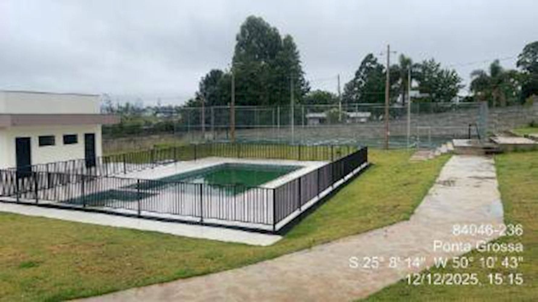 Foto 10 de 13: Terreno em leilão em Ponta Grossa - PR, bairro Colônia Dona Luíza — Lote de Condomínio em Colônia Dona Luíza - Ponta Grossa/PR