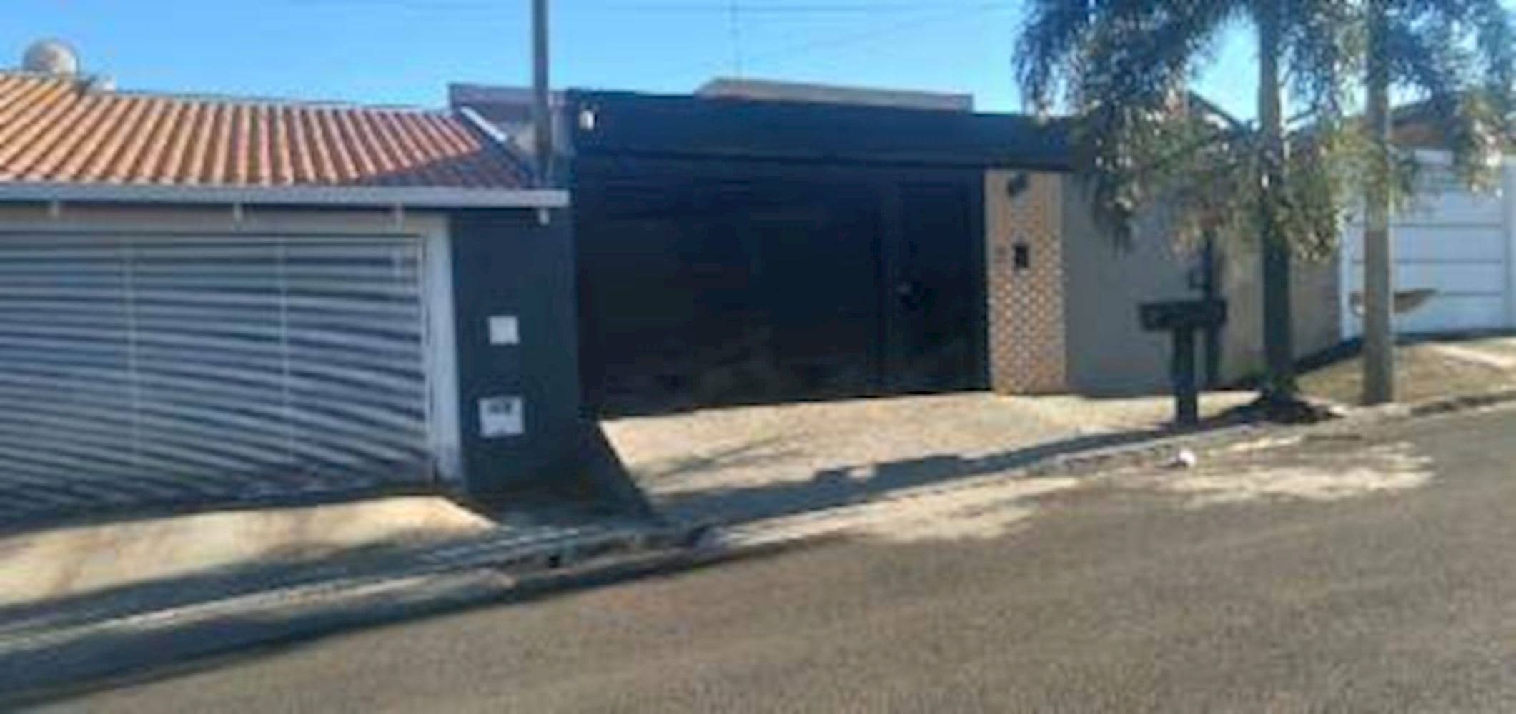 Foto 1 de 12: Casa em leilão em Marília - SP, bairro Pedro Matheus — Casa em Pedro Matheus - Marília/SP