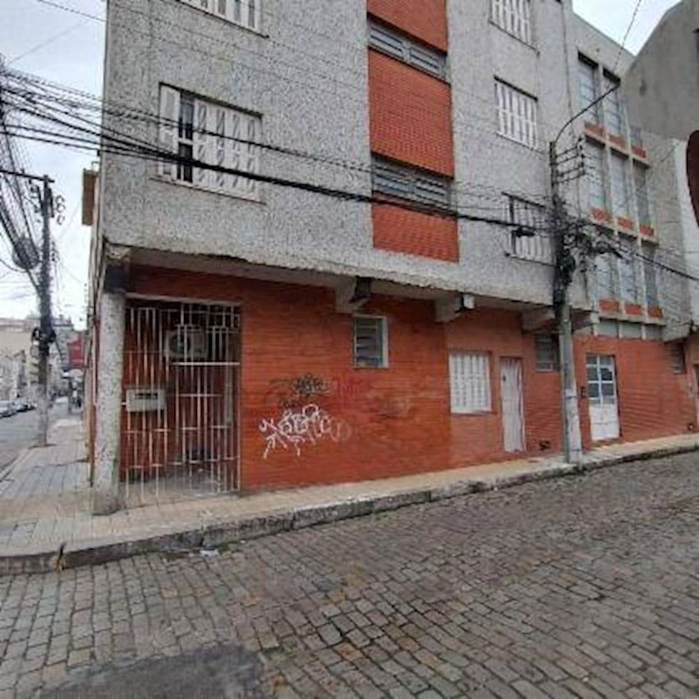 Foto 3 de 7: Apartamento em leilão em Pelotas - RS, bairro Centro — Apartamento no Centro de Pelotas/RS