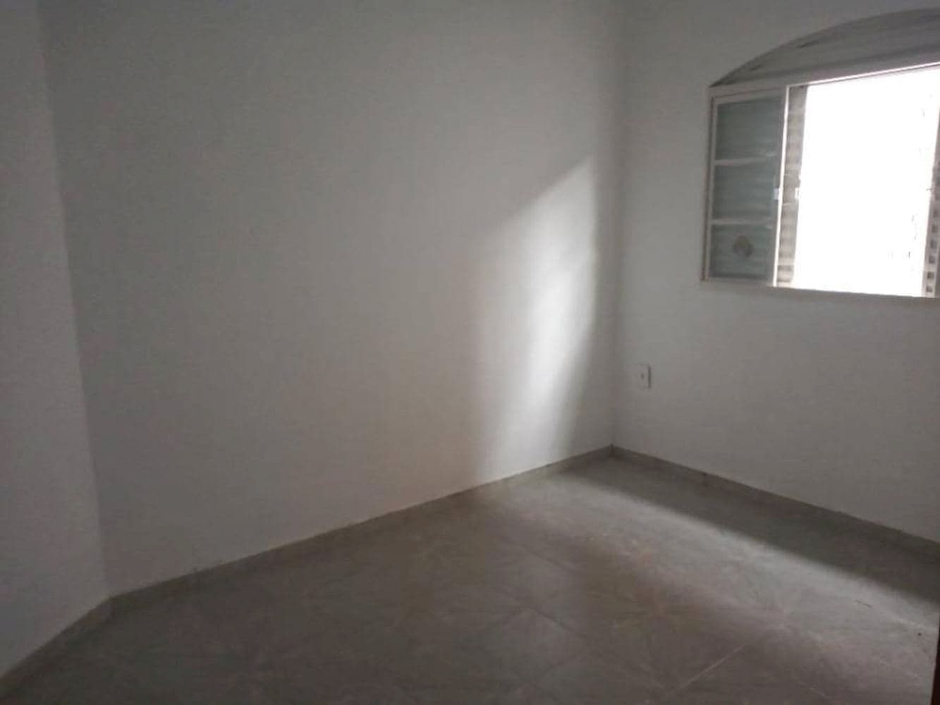Foto 7 de 14: Casa em leilão em Lorena - SP, bairro Parque das Rodovias — Casa no Parque Das Rodovias em Lorena/SP