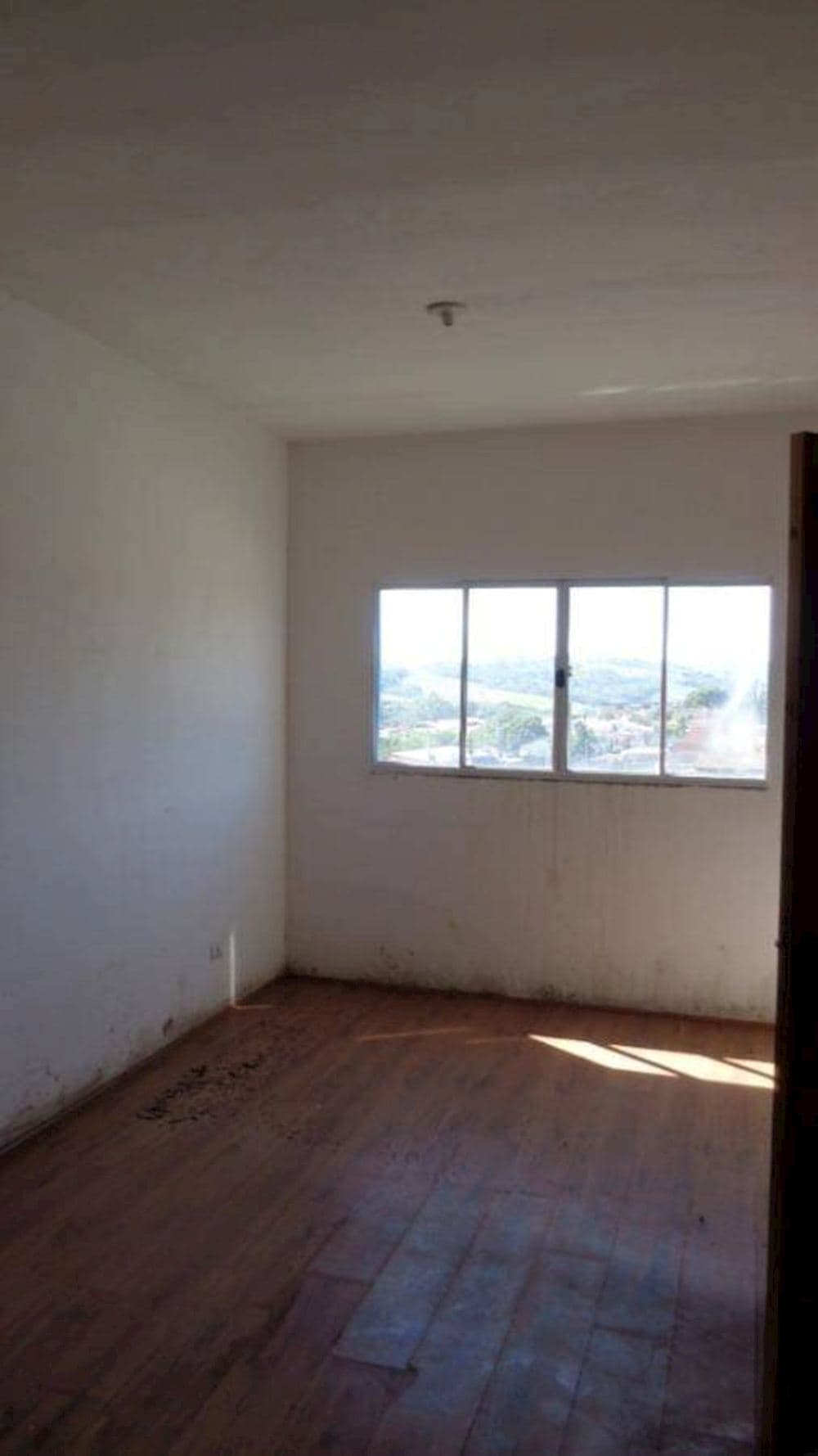 Foto 4 de 11: Apartamento em leilão em Jarinu - SP, bairro Vila Nova Trieste — Apartamento na Vila Nova Trieste em Jarinu/SP