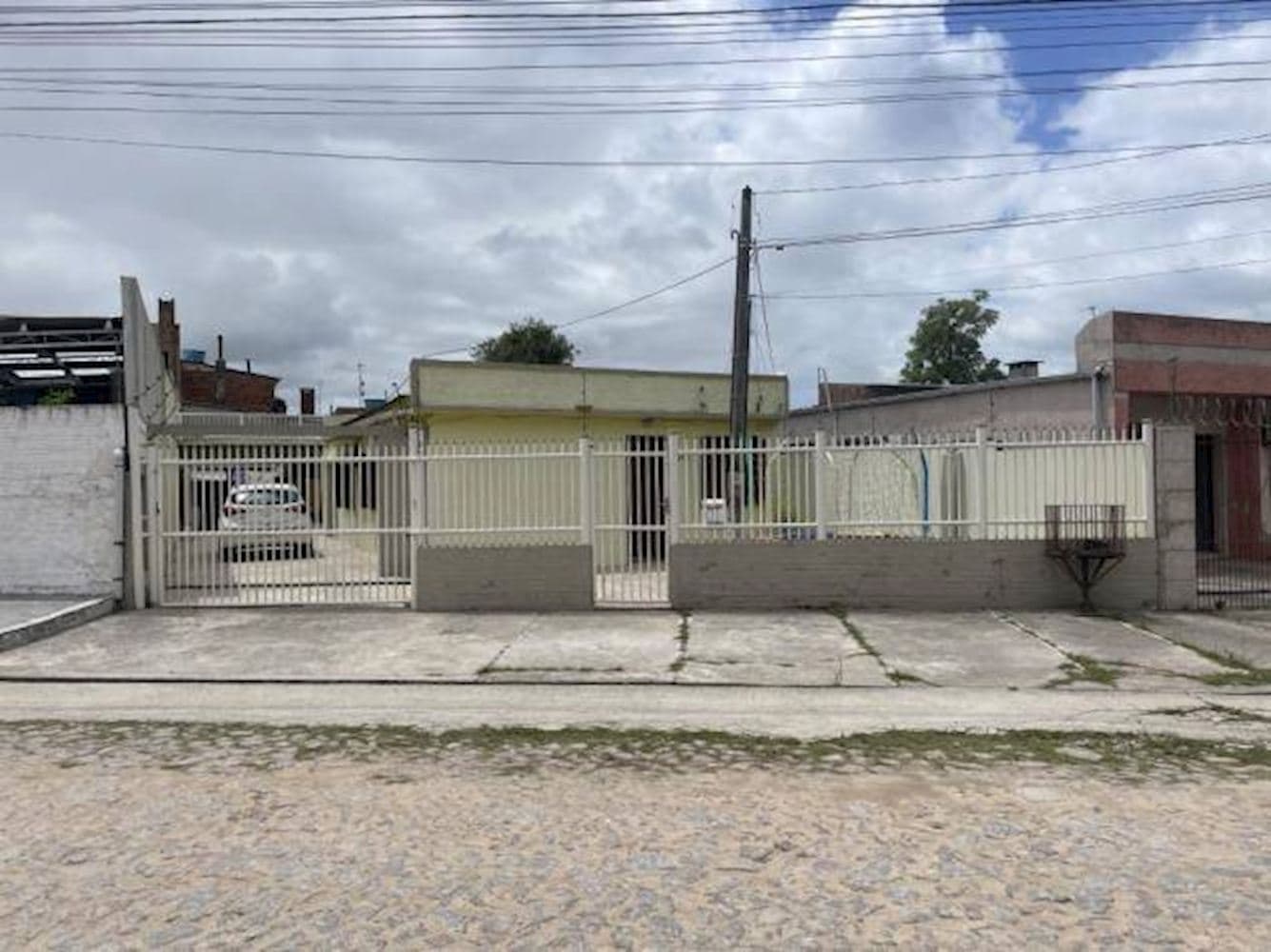 Foto 1 de 9: Casa em leilão em Pelotas - RS, bairro Fragata — Casa em Fragata - Pelotas/RS