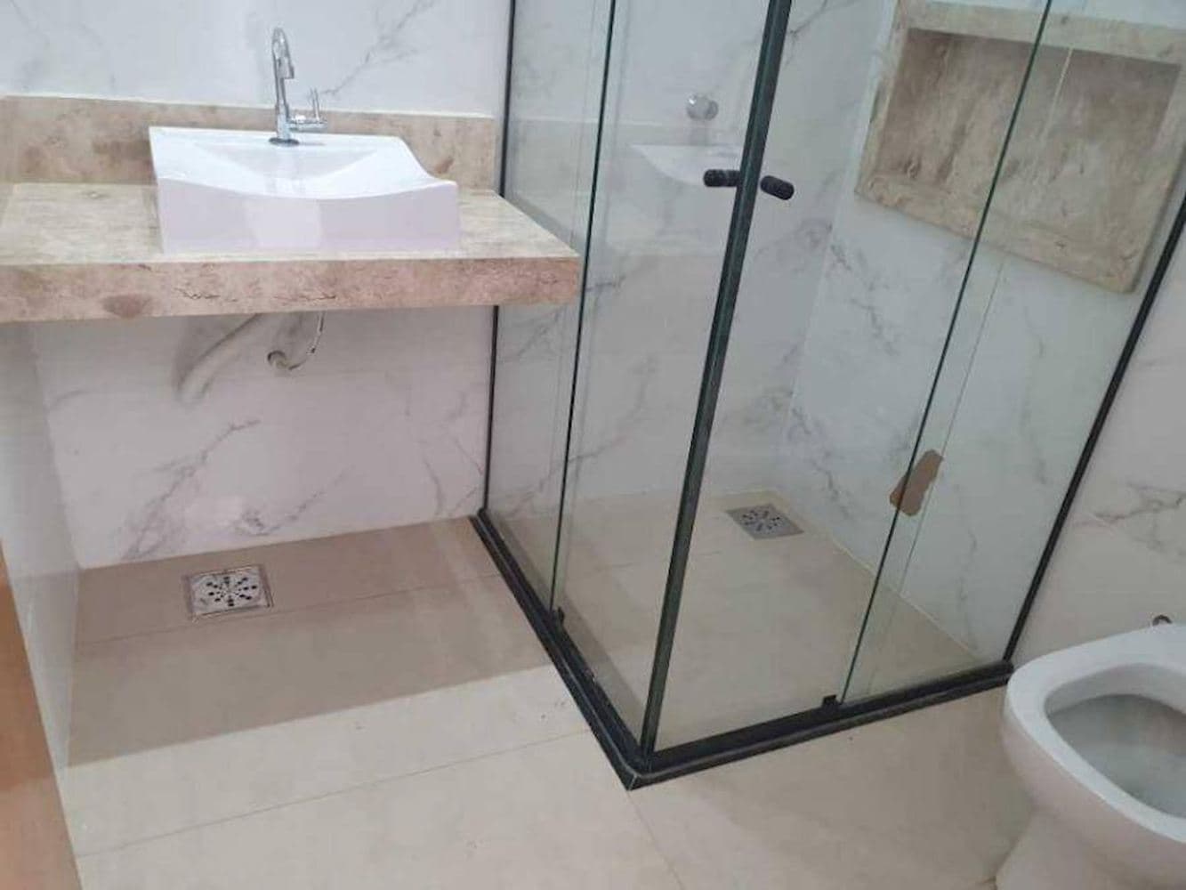 Foto 5 de 26: Casa em leilão em Goiânia - GO — Casa em Condomínio no Residencial Recanto Das Garças - Goiânia/GO