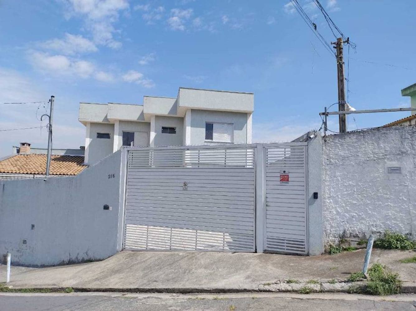 Foto 1 de 12: Casa em leilão em São Paulo - SP, bairro Vila Zat — Casa na Vila Zat em São Paulo/SP
