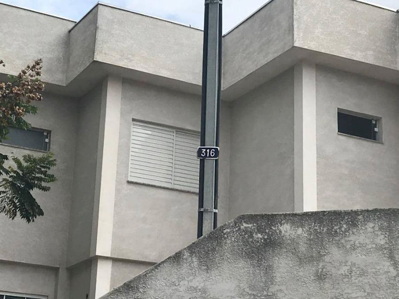 Foto 2 de 12: Casa em leilão em São Paulo - SP, bairro Vila Zat — Casa na Vila Zat em São Paulo/SP