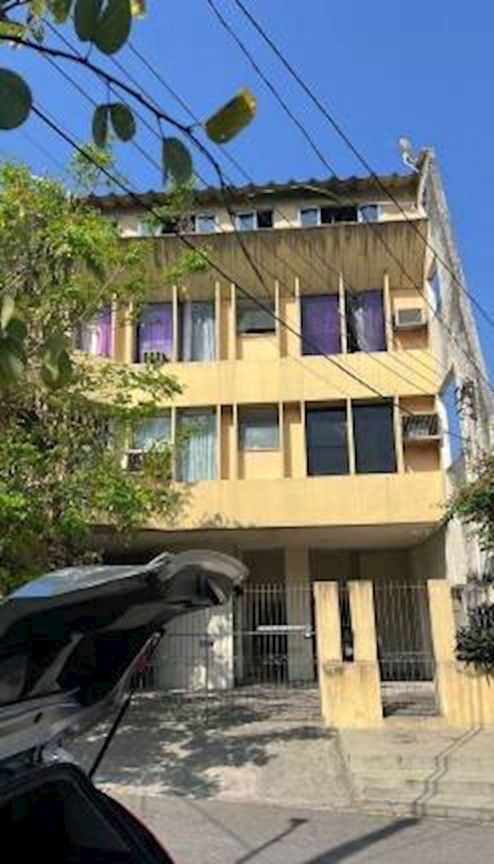 Foto 1 de 21: Apartamento em leilão em Nova Iguaçu - RJ, bairro Caonze — Apartamento em Caonze - Nova Iguaçu/RJ