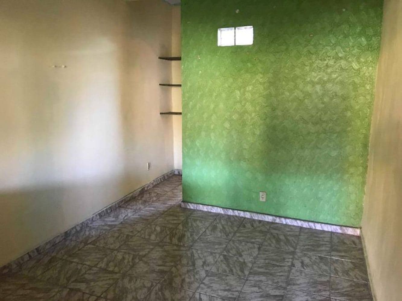 Foto 27 de 33: Casa em leilão em Rio De Janeiro - RJ, bairro Realengo — Casa em Realengo - Rio De Janeiro/RJ