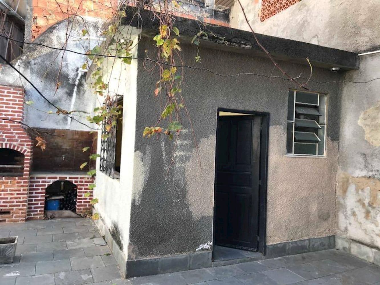 Foto 30 de 33: Casa em leilão em Rio De Janeiro - RJ, bairro Realengo — Casa em Realengo - Rio De Janeiro/RJ