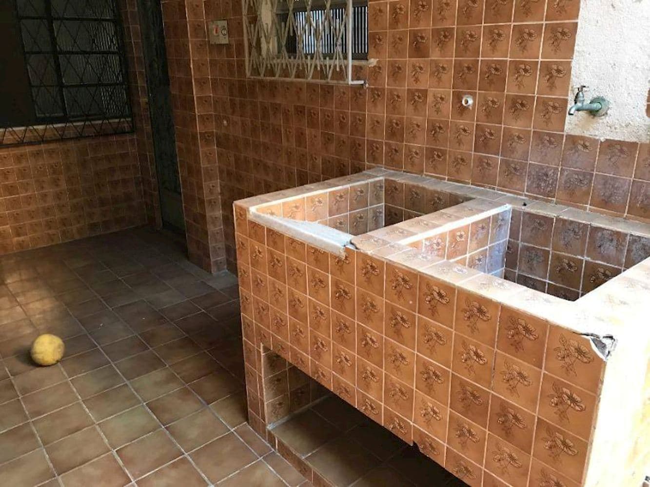Foto 32 de 33: Casa em leilão em Rio De Janeiro - RJ, bairro Realengo — Casa em Realengo - Rio De Janeiro/RJ
