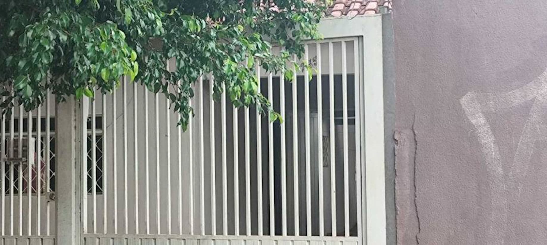 Foto 2 de 3: Casa em leilão em Campo Grande - MS, bairro Santo Antônio — Casa em Santo Antônio - Campo Grande/MS