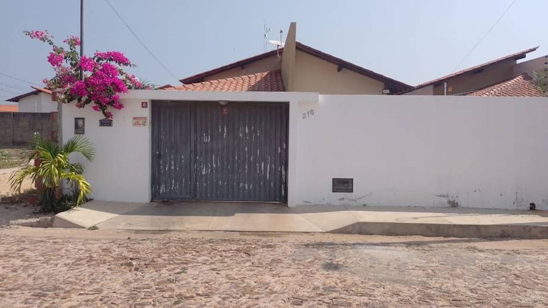 Foto 1 de 17: Casa em leilão em Parnaíba - PI, bairro Dirceu Arcoverde — Casa em Dirceu Arcoverde - Parnaíba/PI