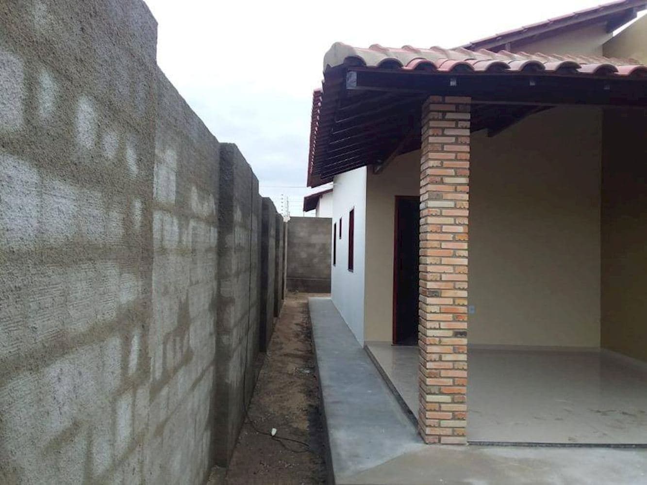 Foto 6 de 17: Casa em leilão em Parnaíba - PI, bairro Dirceu Arcoverde — Casa em Dirceu Arcoverde - Parnaíba/PI