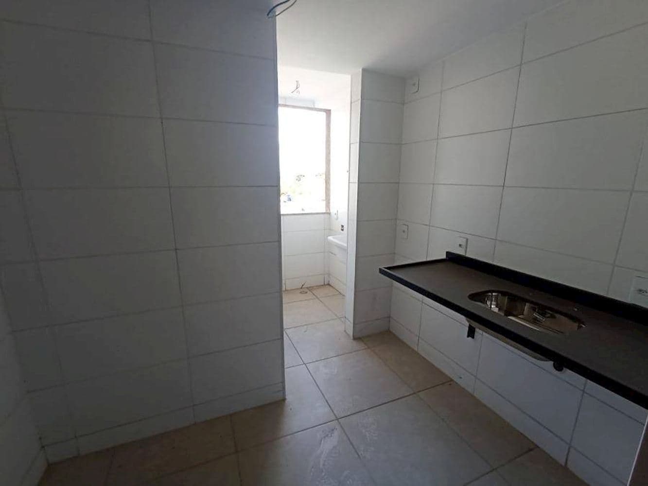 Foto 8 de 11: Apartamento em leilão em Nova Iguaçu - RJ, bairro Jardim Tropical — Apartamento no "Ed. Jardim Tropical" - Jardim Tropical - Nova Iguaçu/RJ